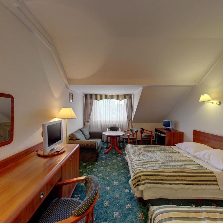 Hotel Twins II Warszawa Rum bild