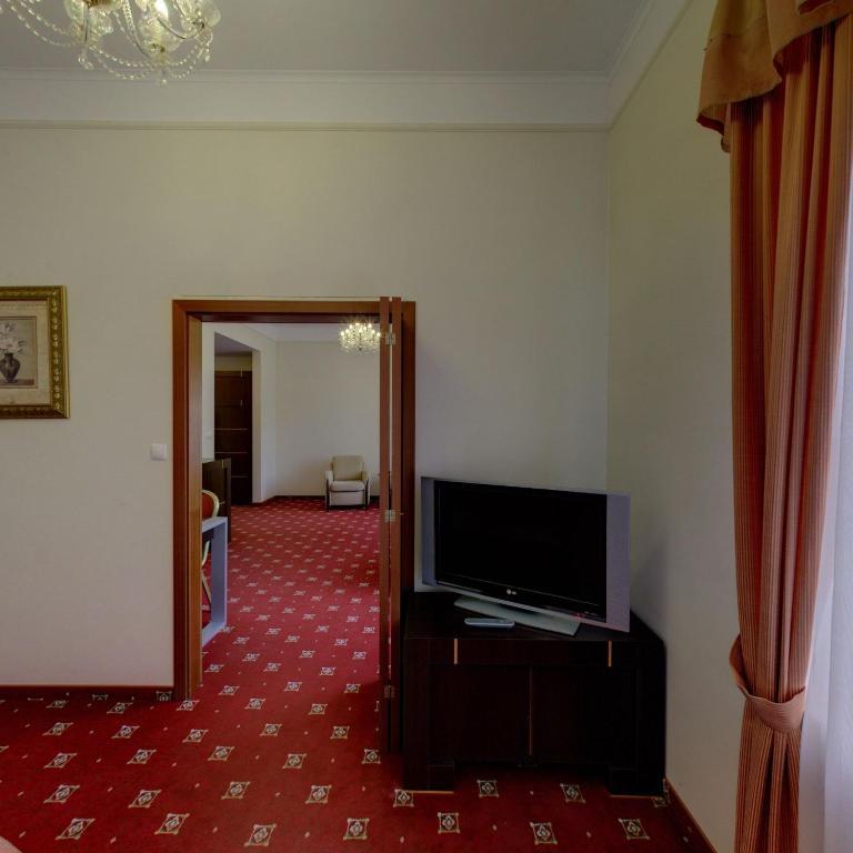 Hotel Twins II Warszawa Rum bild